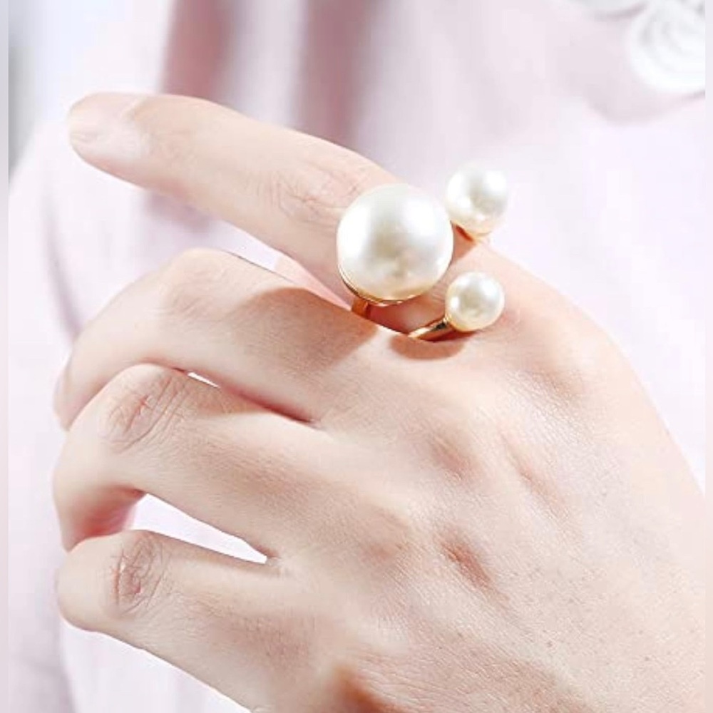 NWT Vintage Pearl Ring Stacking Pearl Cluster Rings Adjustable - Picture 2 of 6